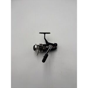 Vintage Fishmaster 2400 Spinning Fishing Reel Made In Japan Black Gear Rati 1:34